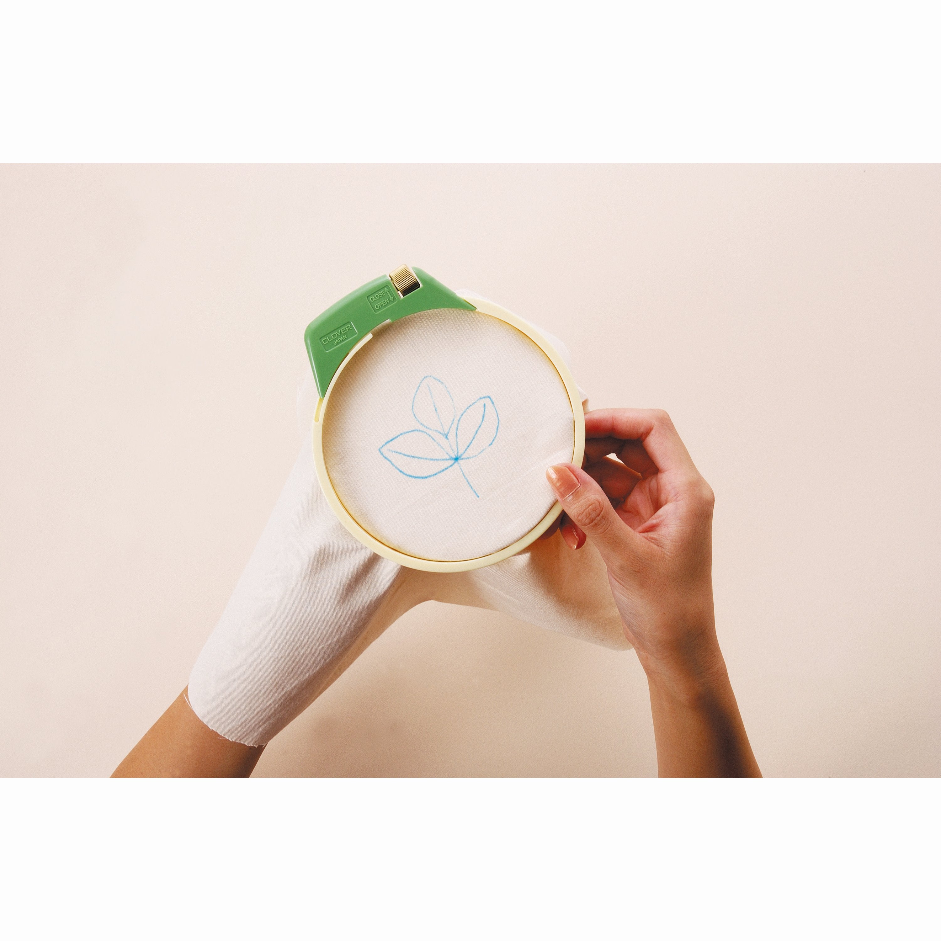 Embroidery Hoop (S) 4-3/4"