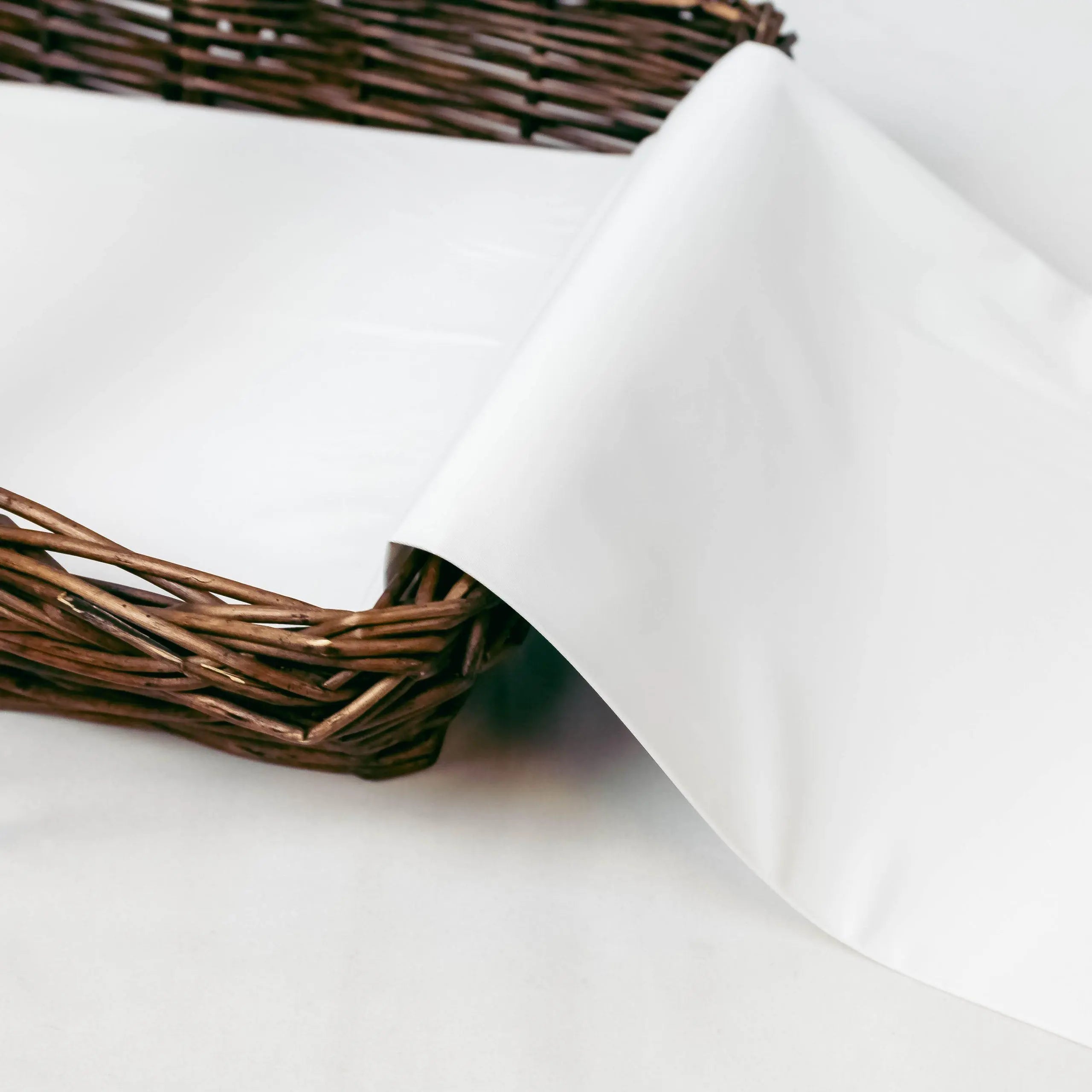 Floriani Color Keep Topping 54" x 1 yd WHITE - Linda's Electric Quilters