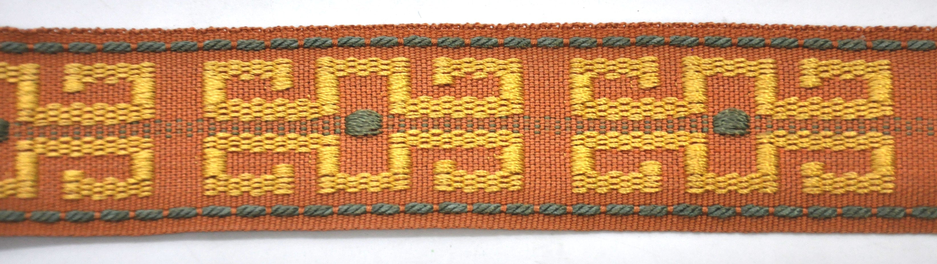 Godiva Collection - 1 1/2" width KEY PATTERN BRAID (25 Yard Roll) - BR-7096-18/16 Sable and Rust