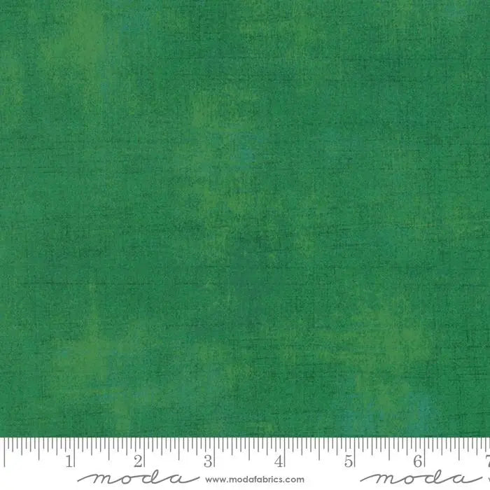 Green Grunge Basics Kelly Green 44"/45" Per Yard Moda Fabrics & Supplies