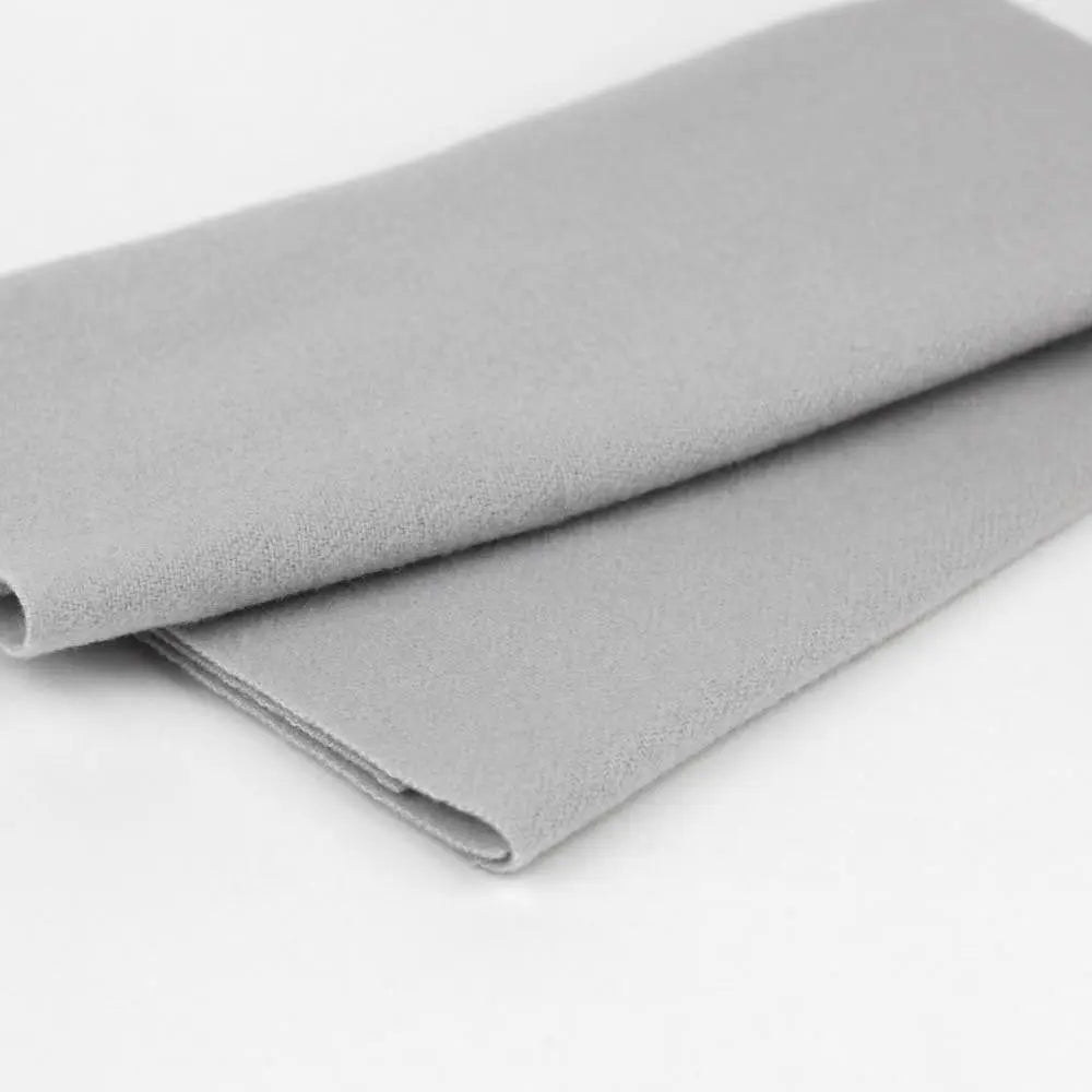 LN01 - Pearl Grey Merino Wool Fabric WonderFil USA