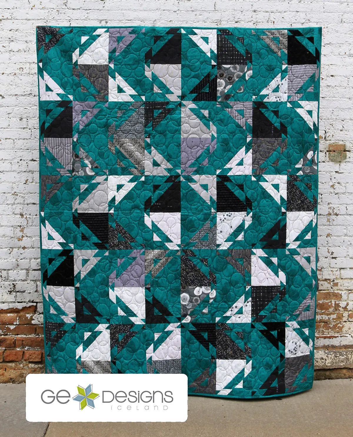 Lucy - 10" Square Pattern 214 GE Designs