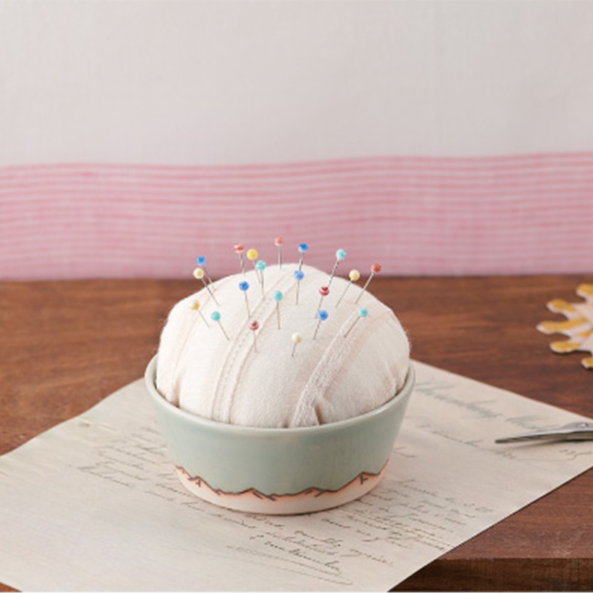 Marbled Glass Head Pins