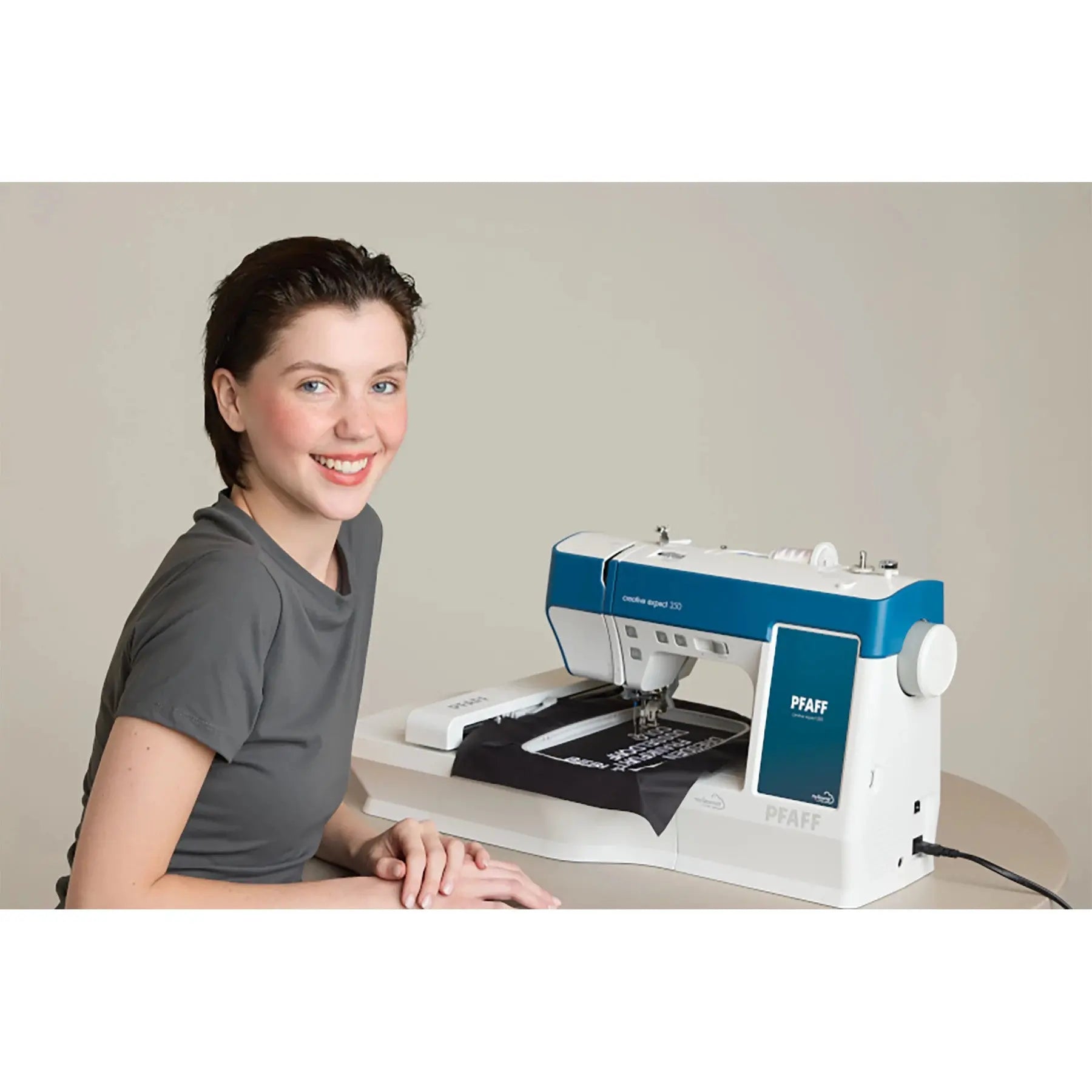 PFAFF® creative expect™ 350 Sewing & Embroidery Machine Singer
