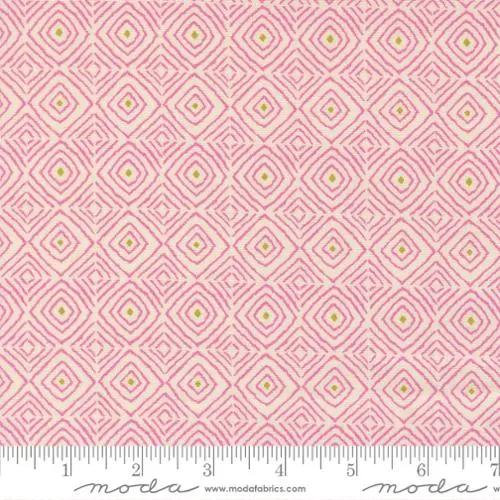 Parlor Diamonds Cream Cotton 44"/45" Fabric Per Yard Moda Fabrics & Supplies