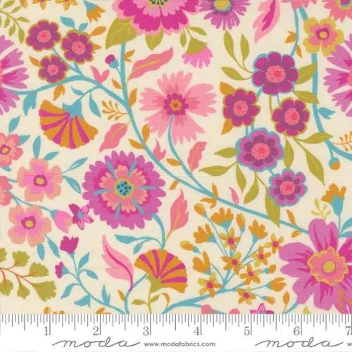 Parlor Wild And Free Cream Cotton 44"/45" Fabric Per Yard Moda Fabrics & Supplies