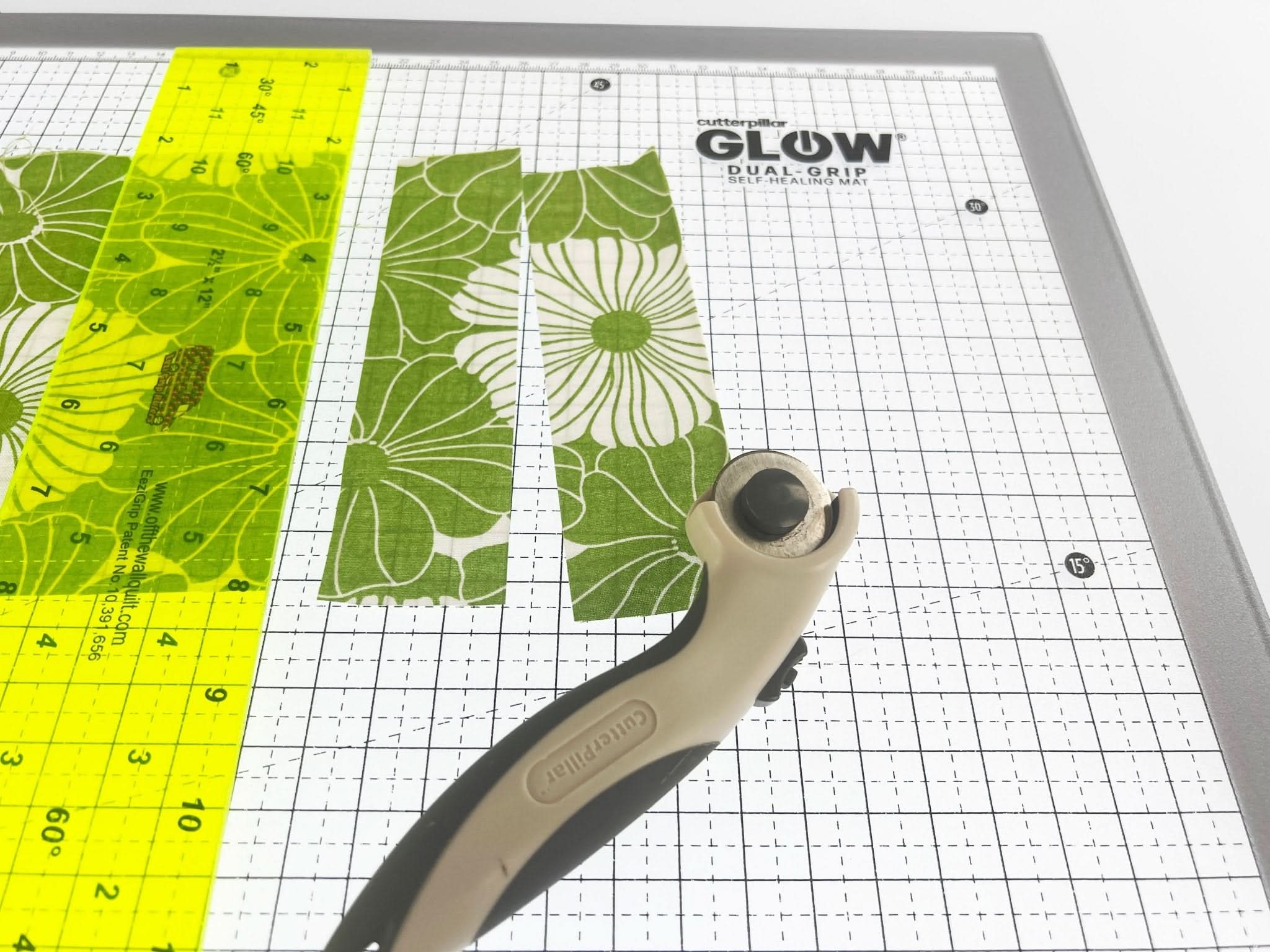 CUTTERPILLAR GLOW PREMIUM II LIGHTBOARD