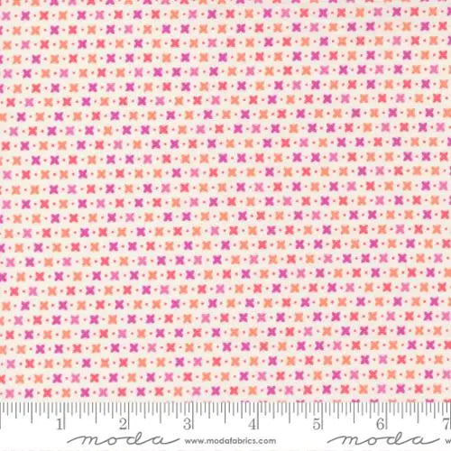 Sincerely Yours Ivory Criss Cross Geometric Blender 44"/45" Fabric Per Yard Moda Fabrics & Supplies