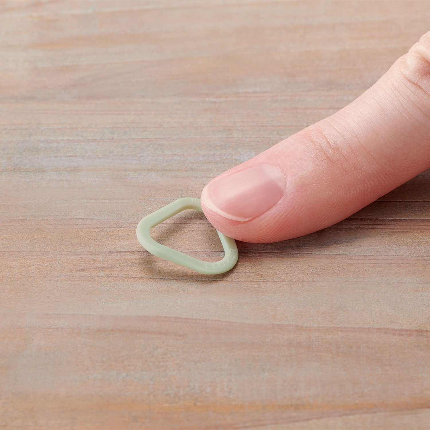 Soft Stitch Markers (Triangle) Medium