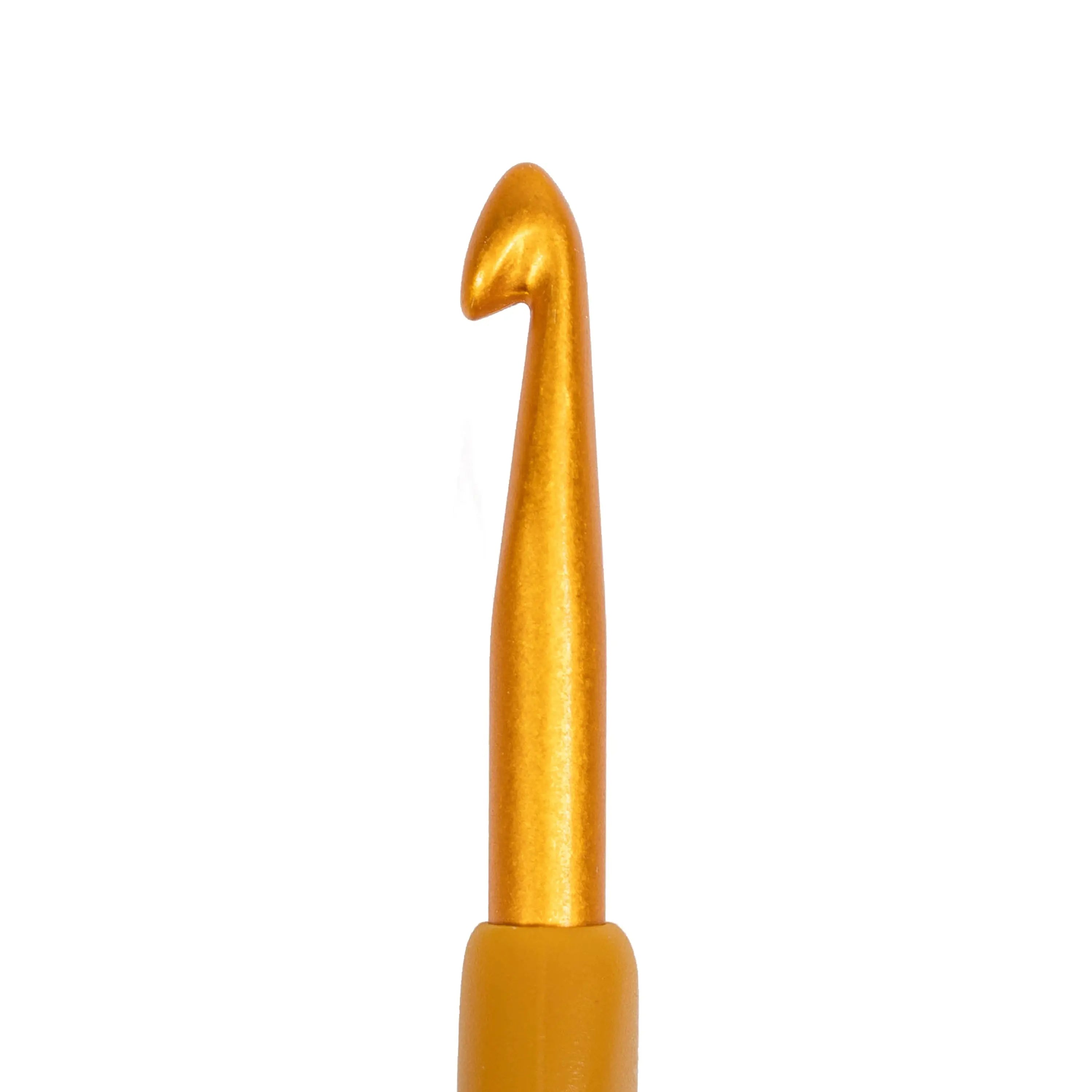 Soft Touch Crochet Hook J (6mm) Clover Needlecraft, Inc.