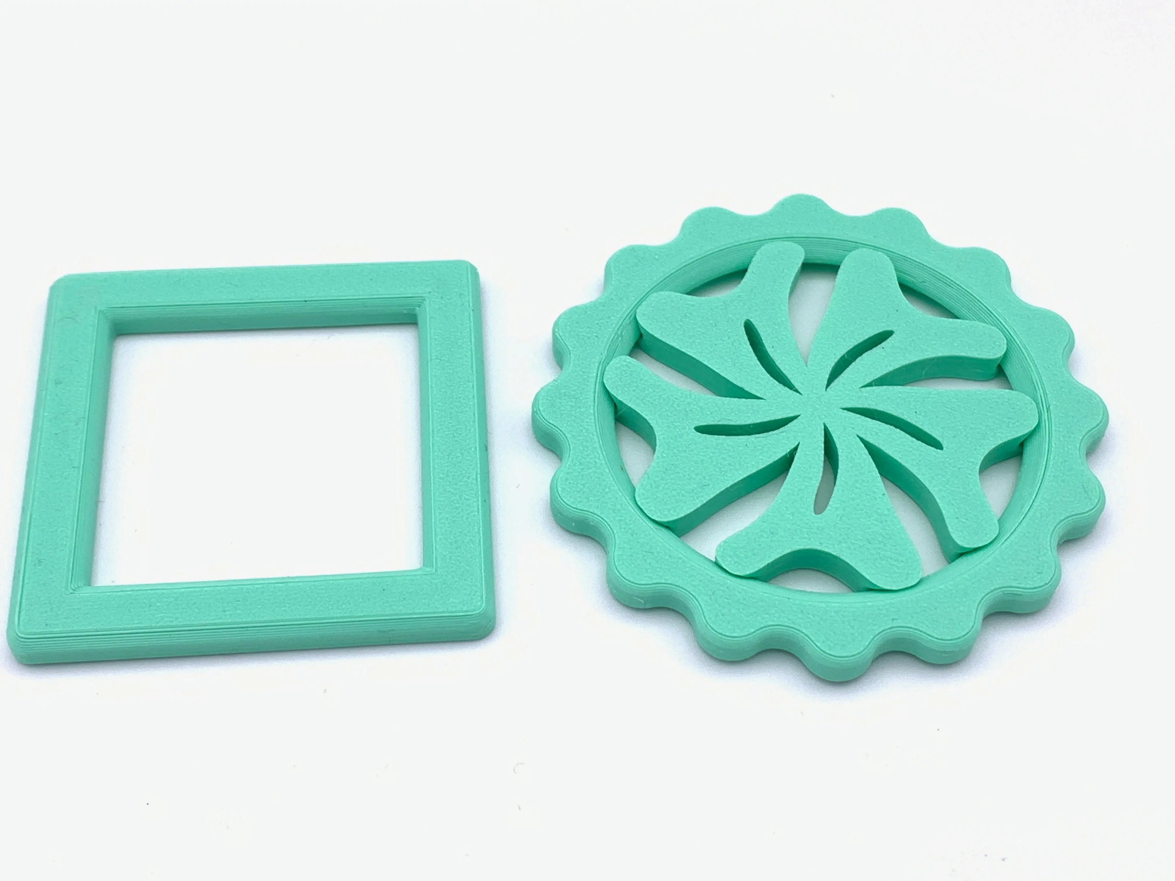 Stitch Tracker Mint Green - Linda's Electric Quilters