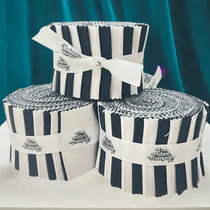 Green, White Supreme Solids - 2.5" Roll - Teal & White (20 cuts)