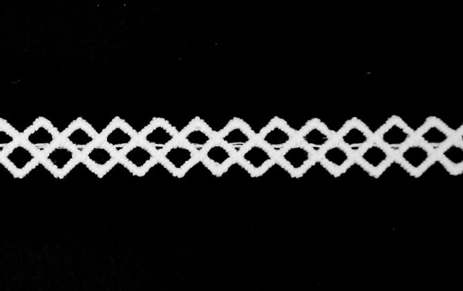 White Diamond Lace Trim, 1/2-inch X 5 Yards – Narrow Cotton Openwork Braid