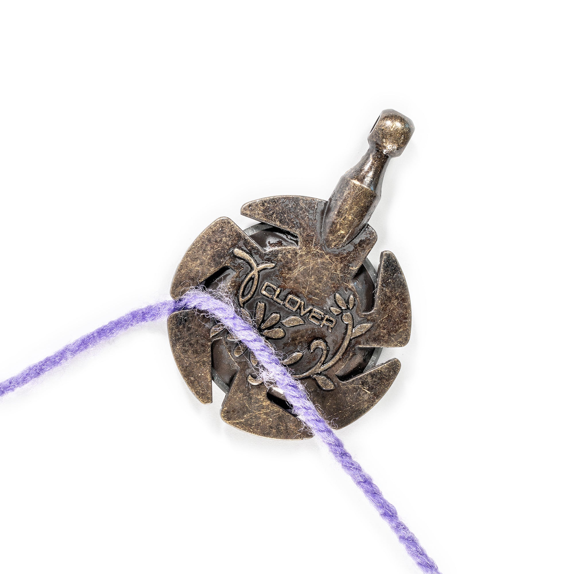 Yarn Cutter Pendant (Antique Gold)