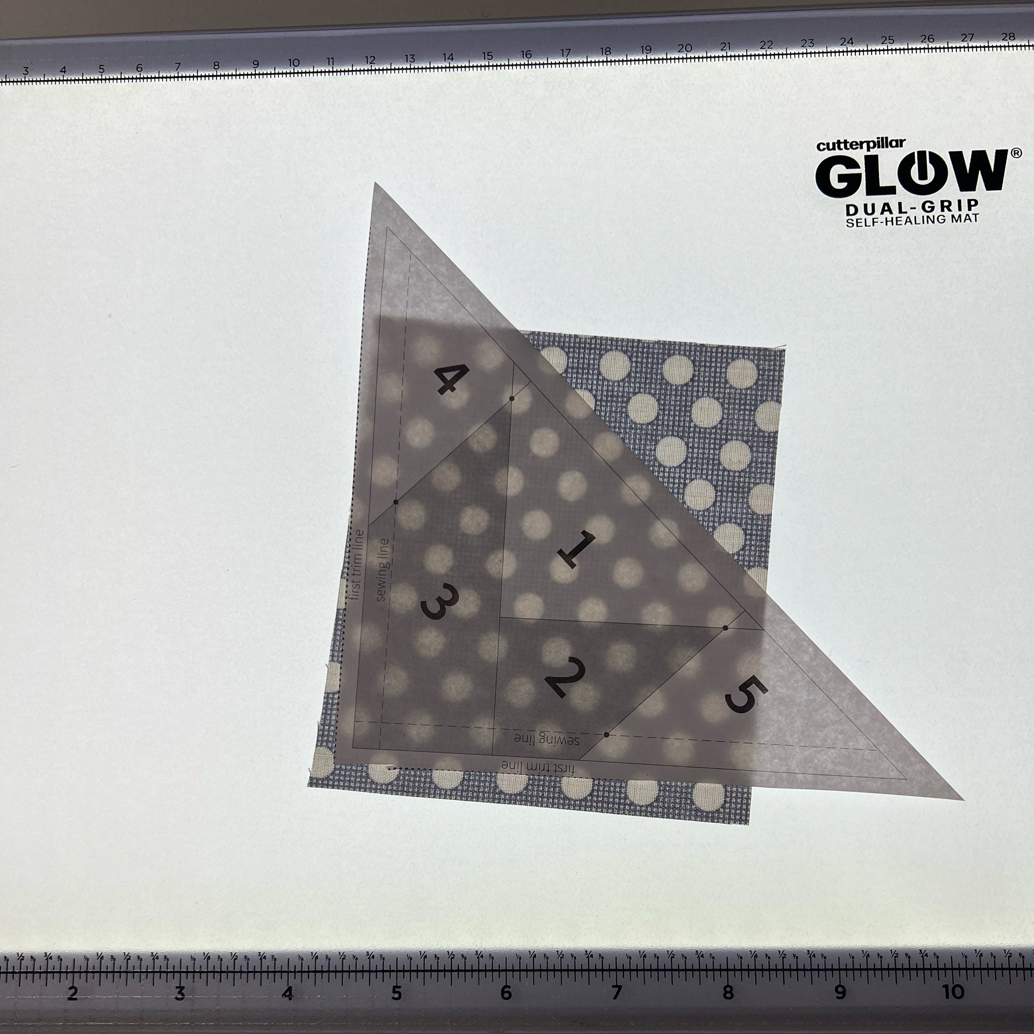 CUTTERPILLAR MINI GRIDLESS CUTTING MAT